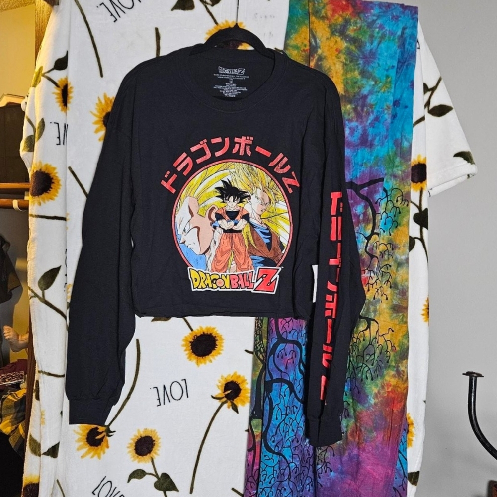 Dragon Ball Z Size 1X Small Black Long Sleeve T-Shirt Goku Cropped NWT